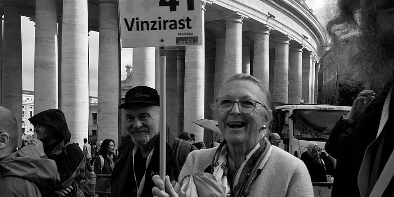 VinziRast zu Besuch beim  Papst