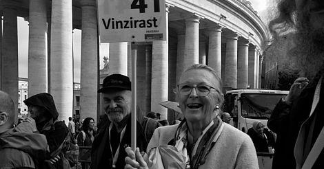 VinziRast zu Besuch beim  Papst